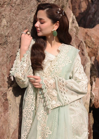 Serene Luxury Lawn